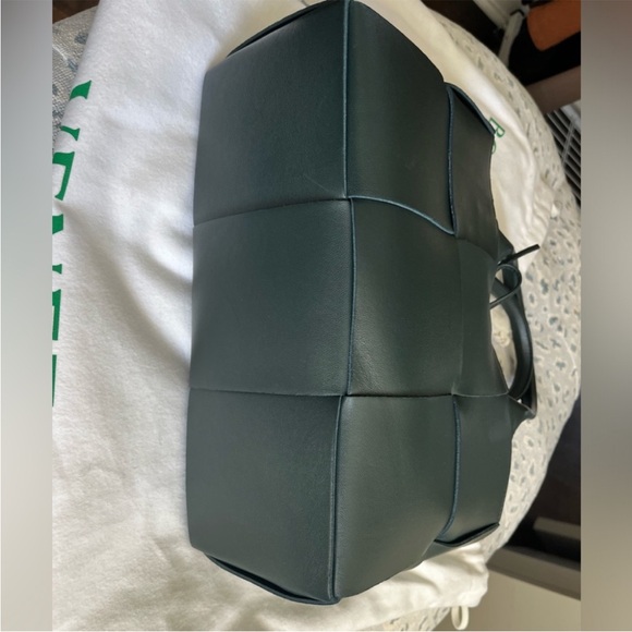 Bottega Veneta Arco Small Tote - Picture 7 of 16